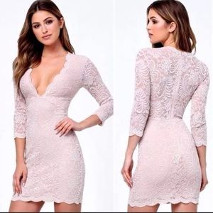 Bebe Scallop Lace Plunge Dress | party dress